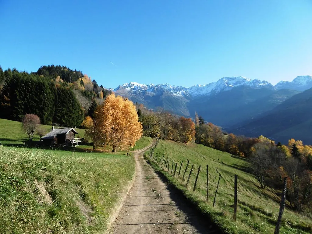 Gite Au Coeur Du Chalet En Belledonne Vers Prapoutel Les 7 Laux Sainte-Agnès Pensión